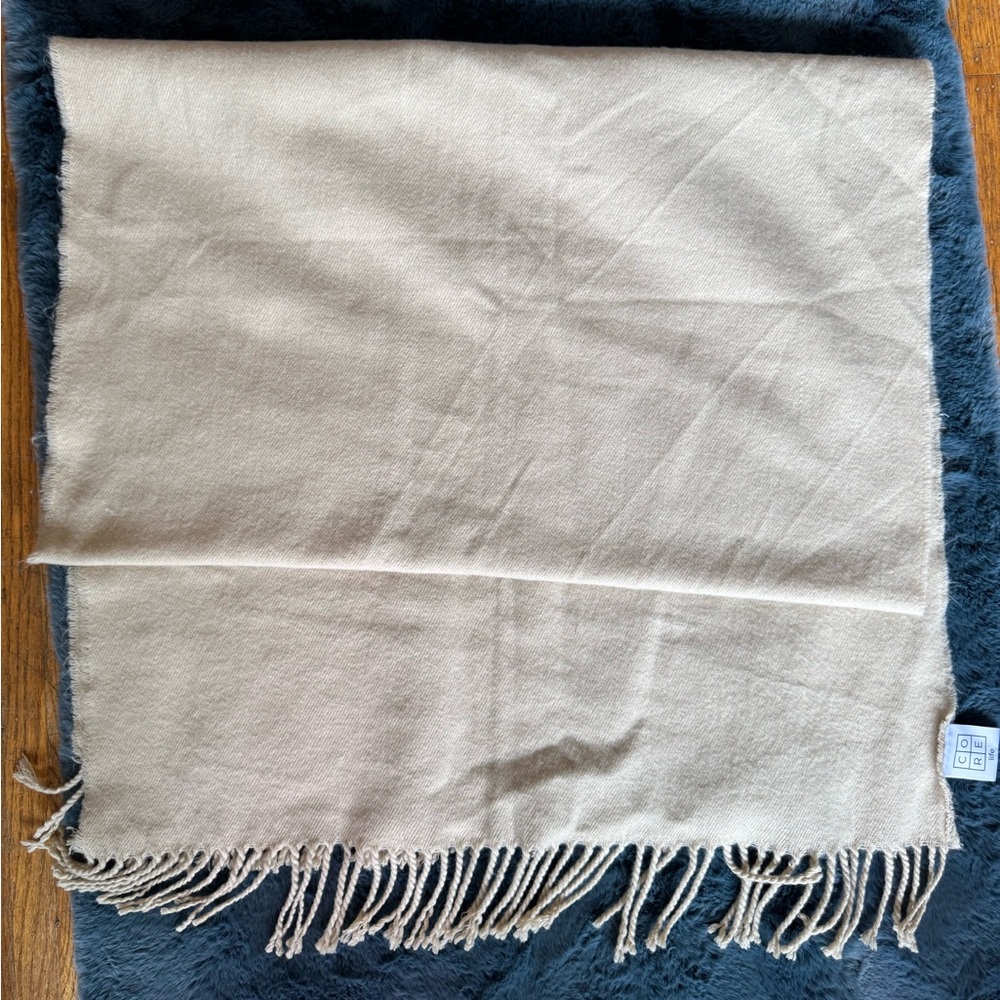 CORE LIFE fringe scarf